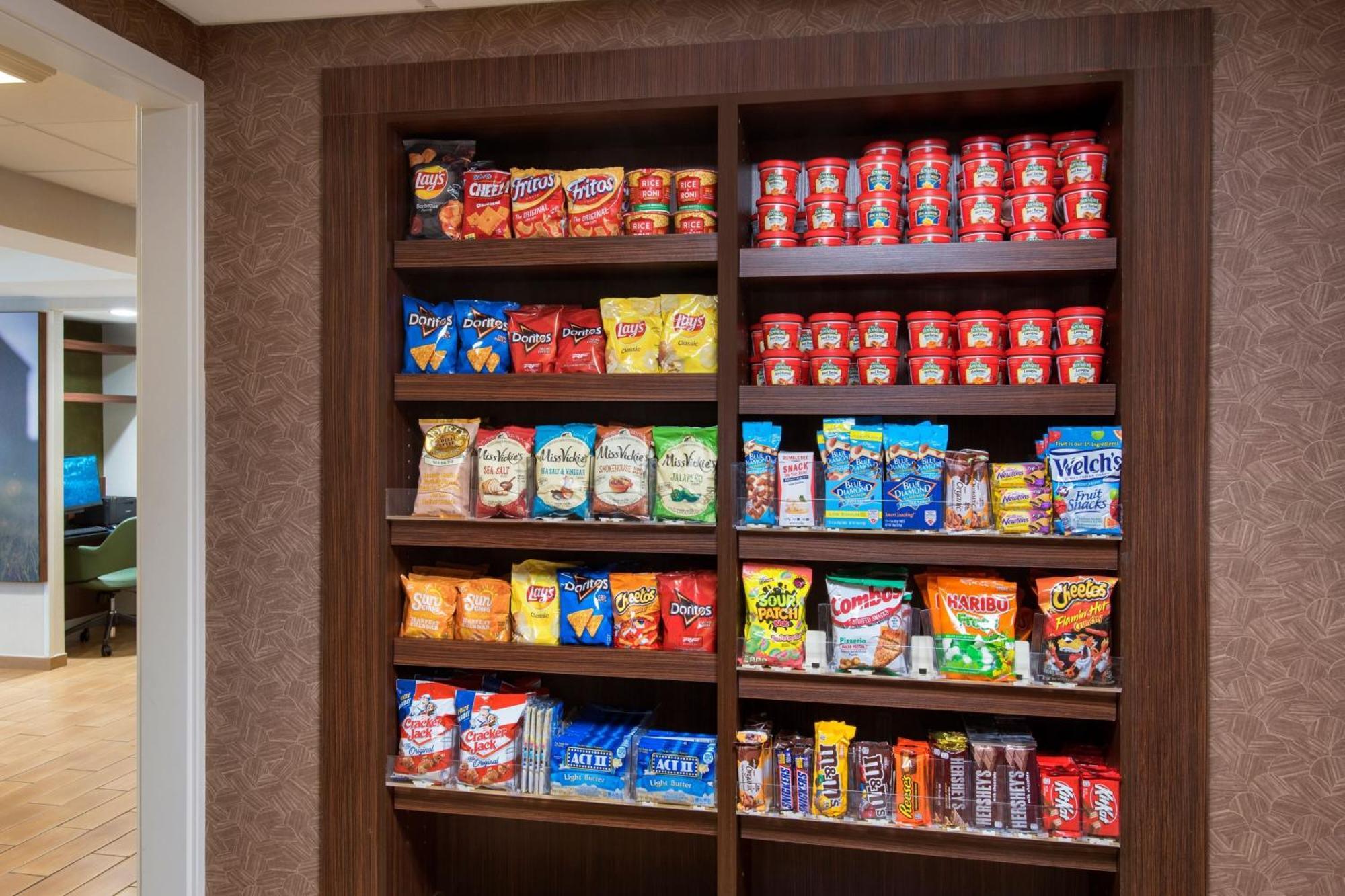 Fairfield By Marriott Rochester Henrietta/University Area Екстериор снимка