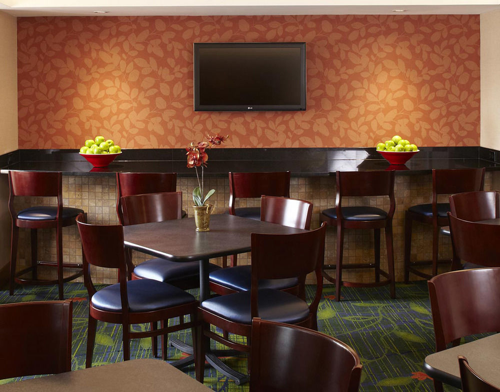 Fairfield By Marriott Rochester Henrietta/University Area Екстериор снимка